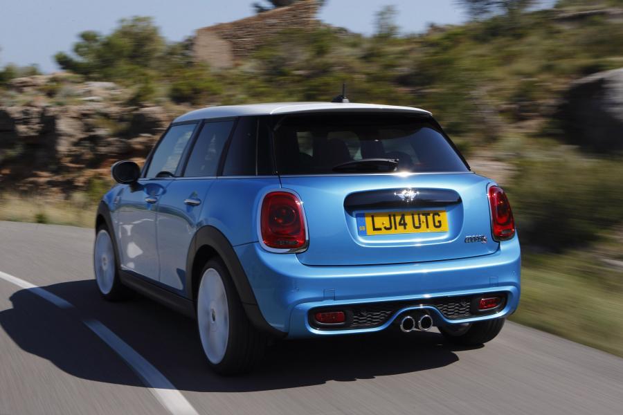  Mini Cooper S 5-Door 2014 года  (фото 34 из 80)